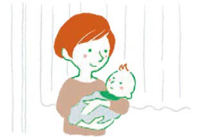 長男の亮さんを出産し、赤ちゃんを抱く真由美さん